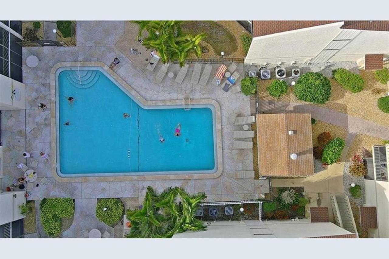 Siesta Key Escape Ground Floor Steps To Heated Pool And Free Trolley Appartement Buitenkant foto