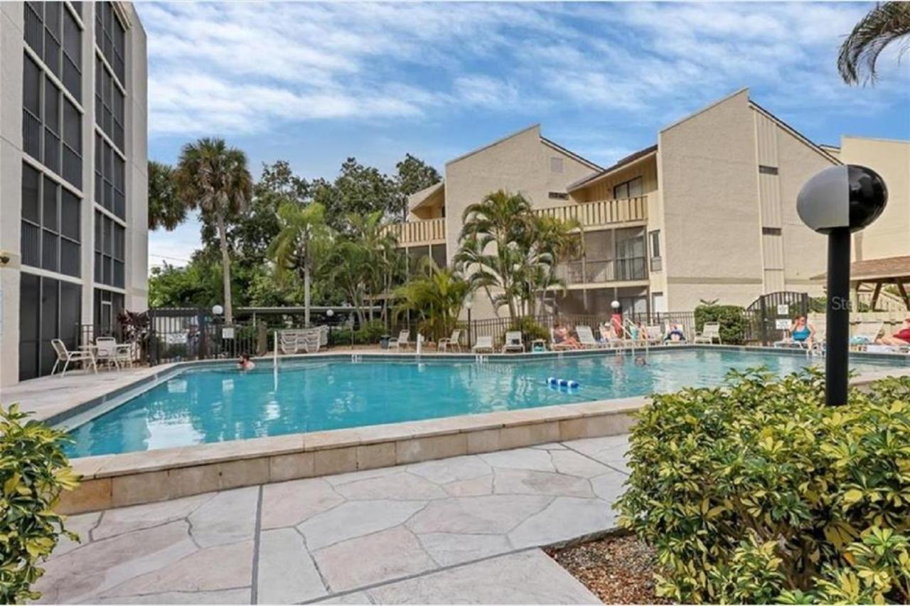 Siesta Key Escape Ground Floor Steps To Heated Pool And Free Trolley Appartement Buitenkant foto