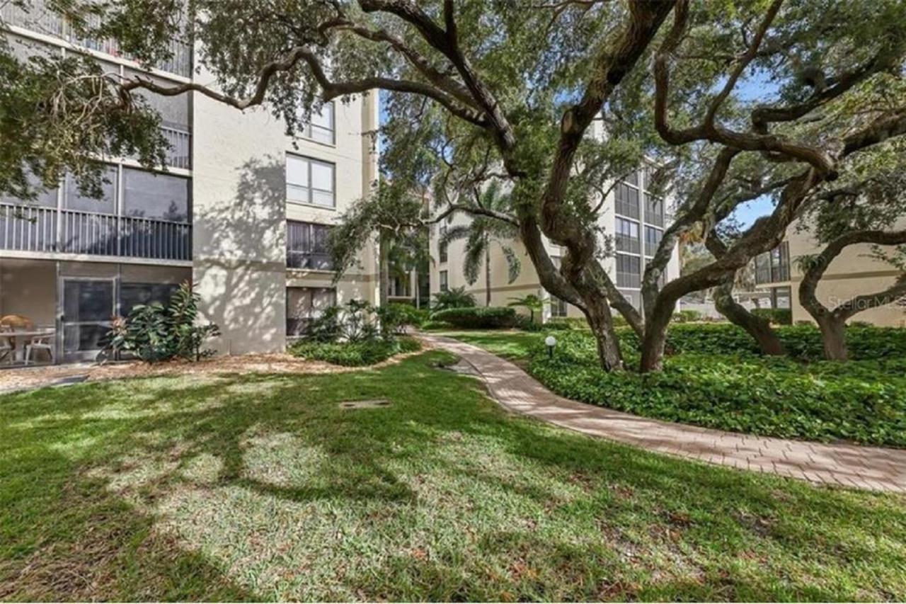 Siesta Key Escape Ground Floor Steps To Heated Pool And Free Trolley Appartement Buitenkant foto