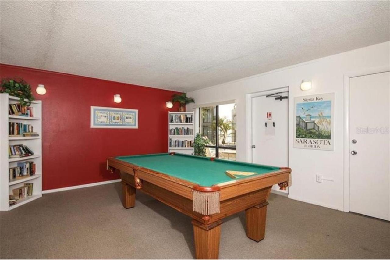 Siesta Key Escape Ground Floor Steps To Heated Pool And Free Trolley Appartement Buitenkant foto
