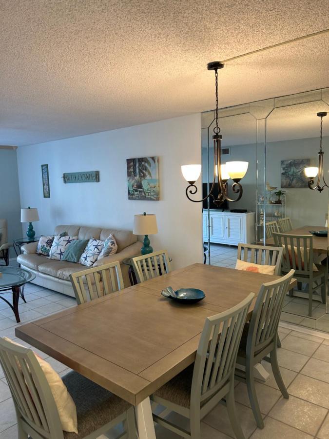 Siesta Key Escape Ground Floor Steps To Heated Pool And Free Trolley Appartement Buitenkant foto