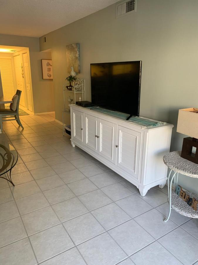 Siesta Key Escape Ground Floor Steps To Heated Pool And Free Trolley Appartement Buitenkant foto