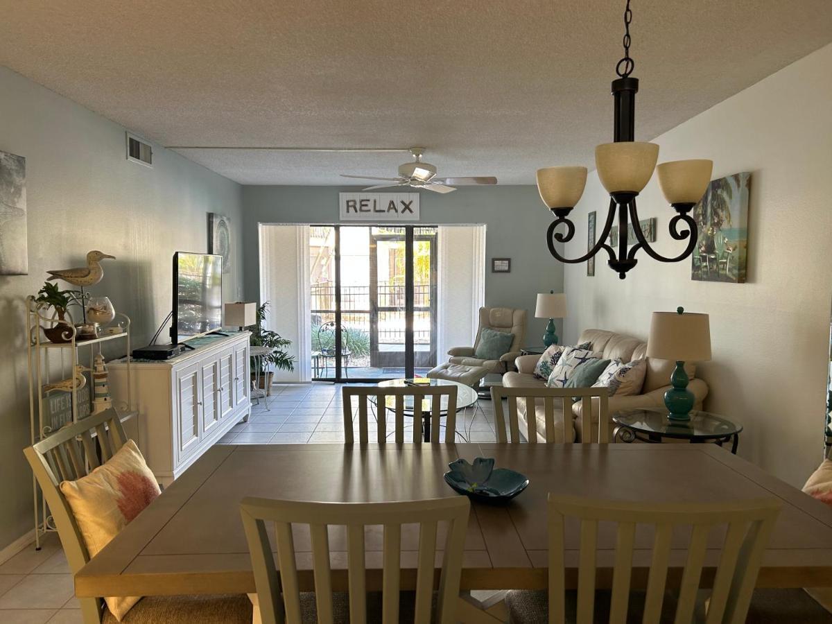 Siesta Key Escape Ground Floor Steps To Heated Pool And Free Trolley Appartement Buitenkant foto